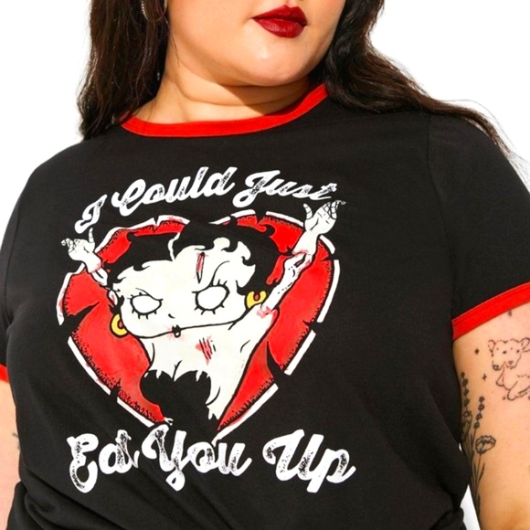 ❤️NWT VINTAGE TORRID BETTY BOOP HALLOWEEN RINGER TEE - MONSTER ZOMBIE PLUS SIZE - Picture 7 of 12